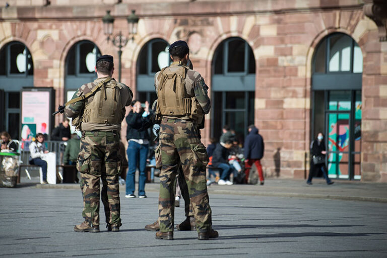 Le processus administratif de mutation dans l’armée