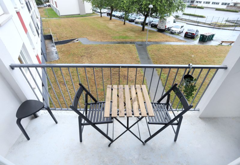 1766759775945_BALCON.jpg