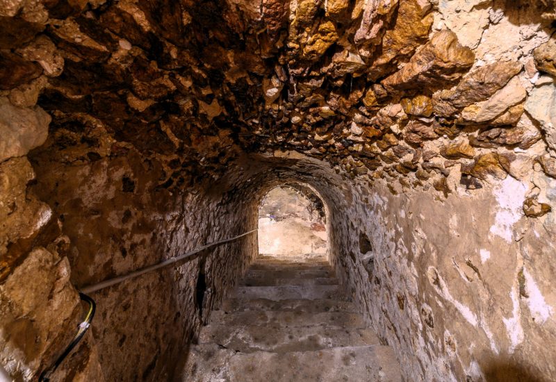 9 Cave 2