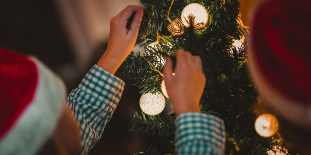 Absence du parent militaire à Noël : 7 idées pour apaiser vos enfants