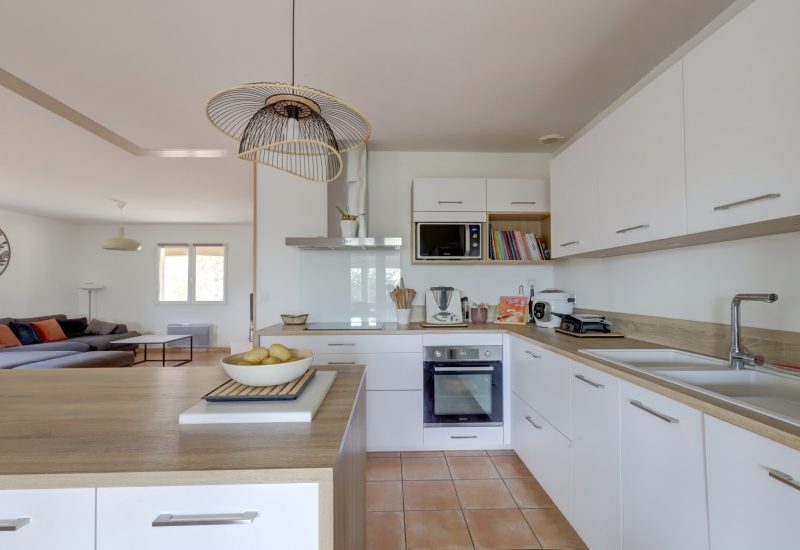 LEMESLE_YANNICK_IMMOBILIER_EQUIPEIMMOBILIERE_MAISON_MOTGISCARD_179M²_T5_SOUSOL_JARDIN_CUISINE_2